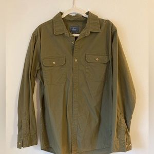 Bass men’s button up shirt. Size large